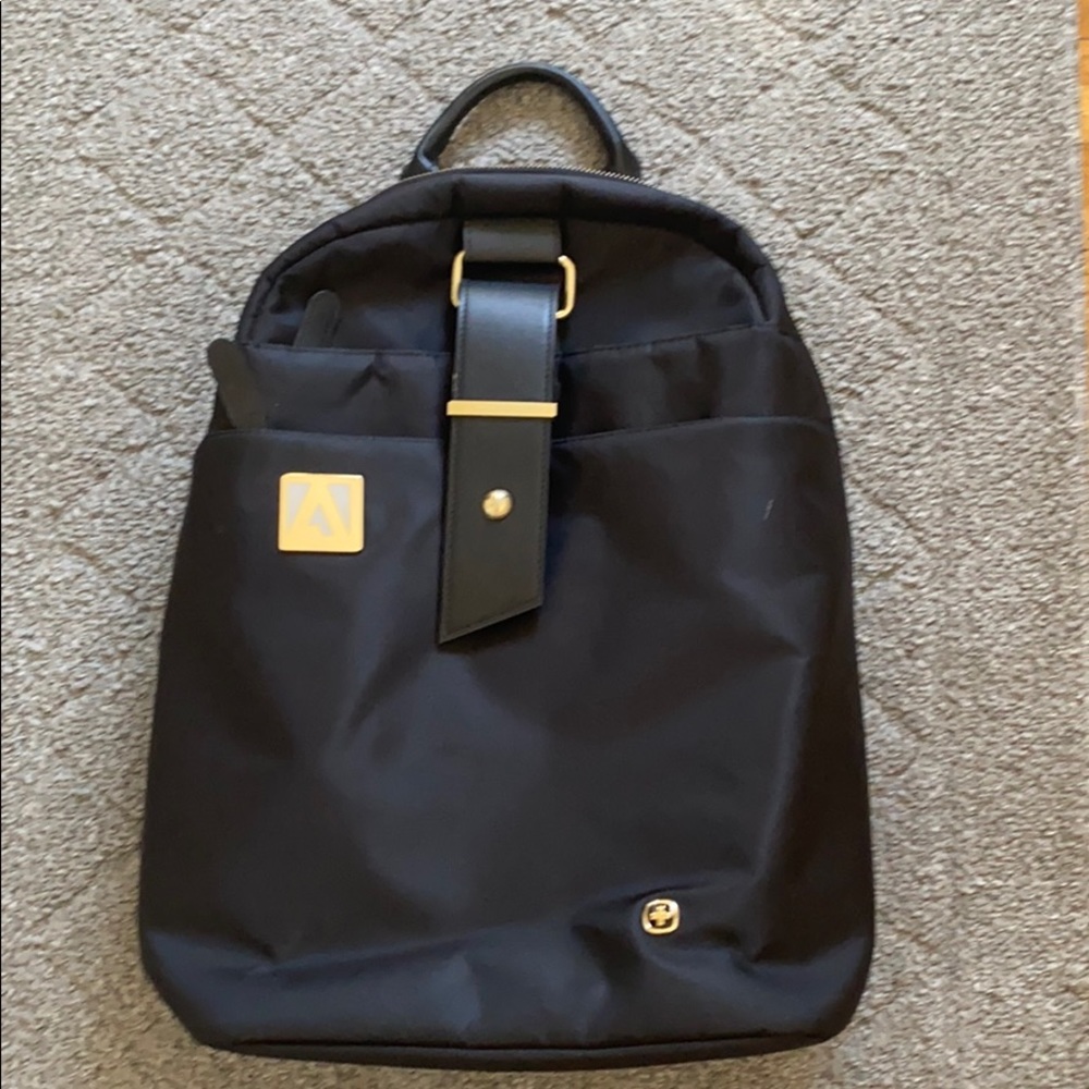 Sweiger Adobde Backpack